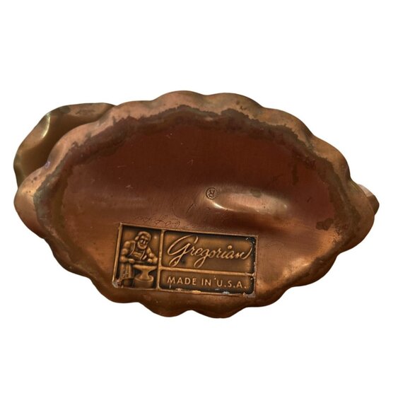 Vtg Gregorian Copper Chamberstick Candle Holders Scroll Handle & Scalloped Base - Picture 4 of 9